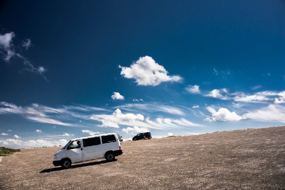 “京城夜未眠，車陷困境怎么辦？揭秘北京24小時汽車救援，讓您的愛車隨時‘回家’！”