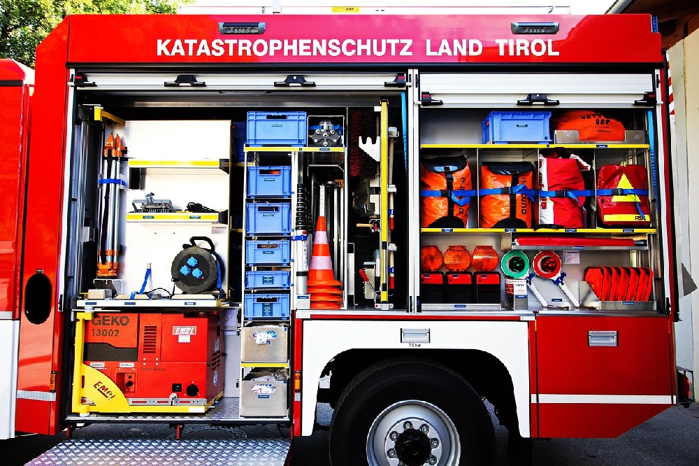 南京汽車救援案例：驚險一刻！實戰(zhàn)剖析高效救援背后的關(guān)鍵策略